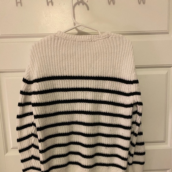 Janie & Jack Boys White Striped Sweater Size 4 - Picture 3 of 4
